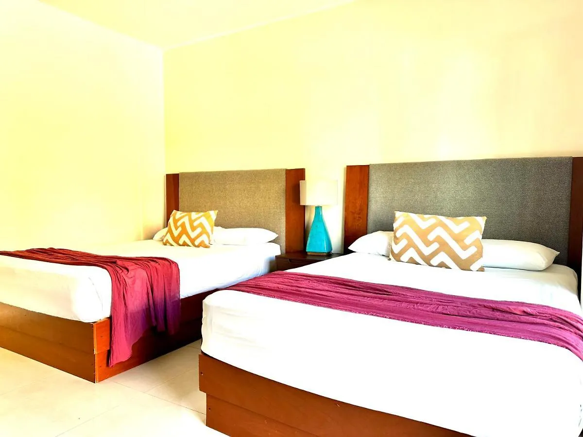 Beautiful Luxury Downtown Apartment Playa del Carmen