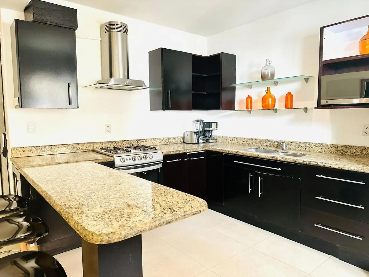 Beautiful Luxury Downtown Apartment Playa del Carmen