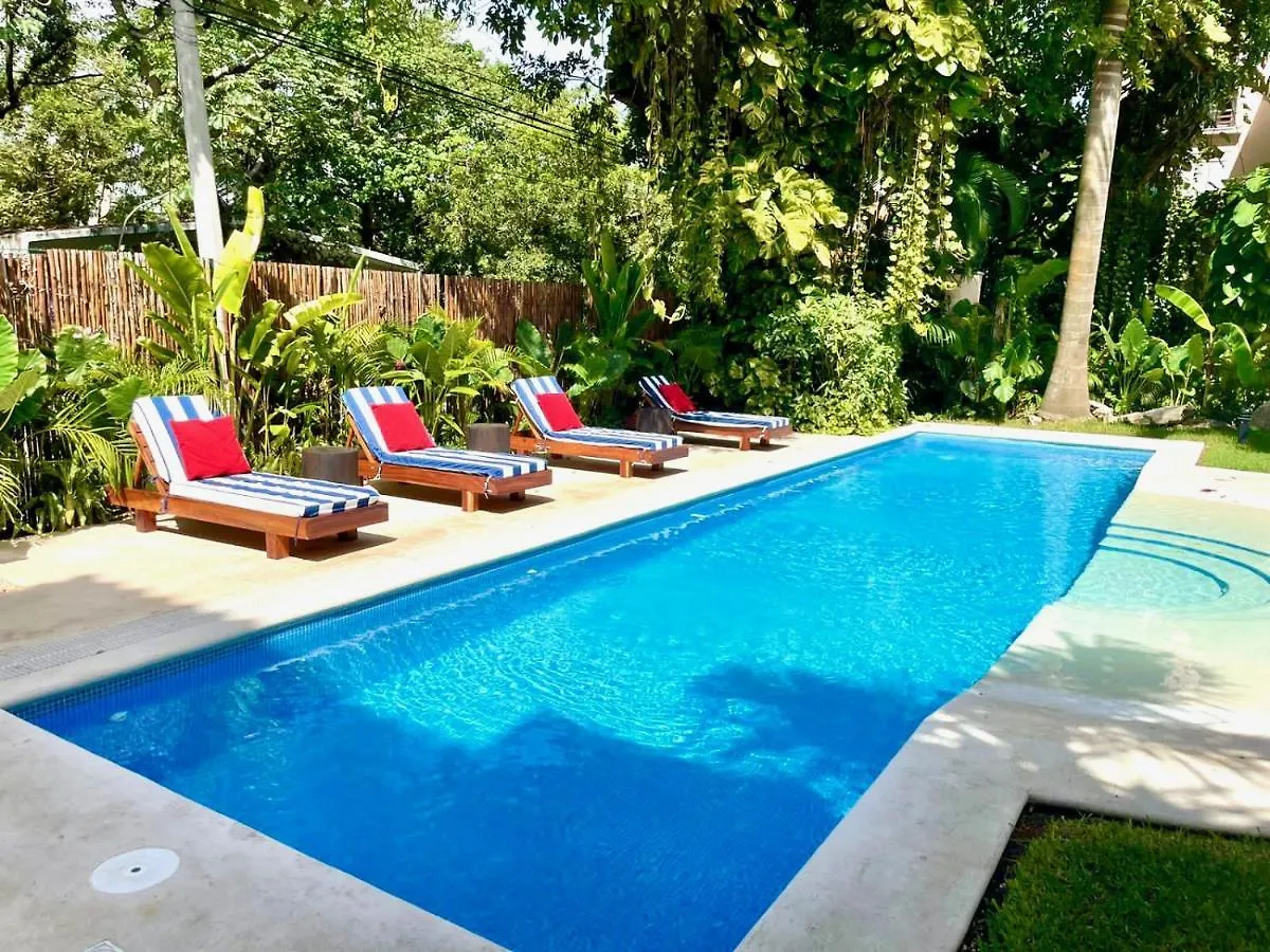 Beautiful Luxury Downtown Apartment Playa del Carmen